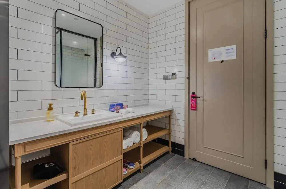 Manxin Hotel Qingdao Zhanqiao