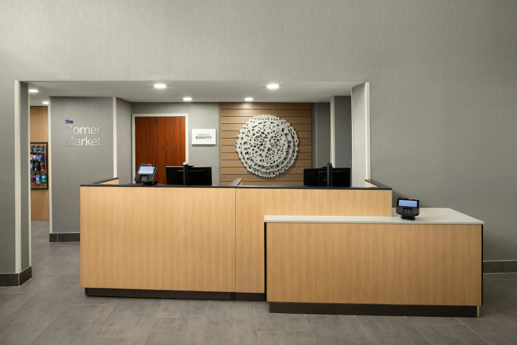 Holiday Inn Express Hotel & Suites Lexington-Hwy 378