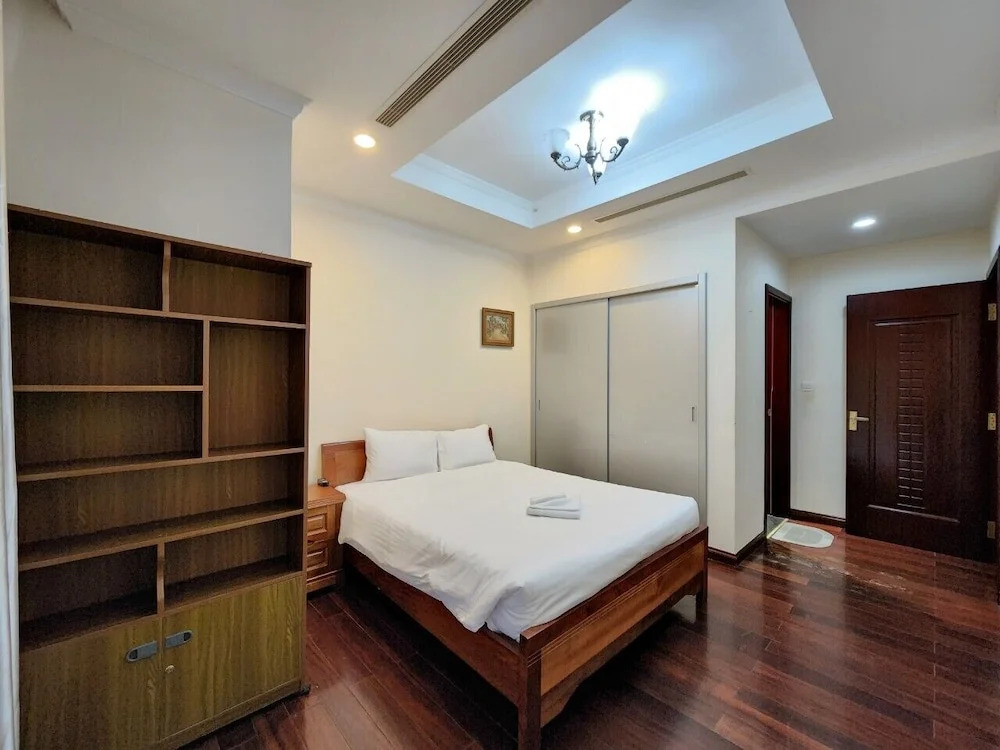 Vinhomes Royal City Luxury Apartment 2 Br