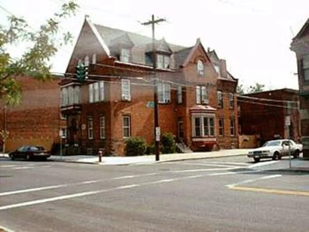 Olde Judge Mansion B&B