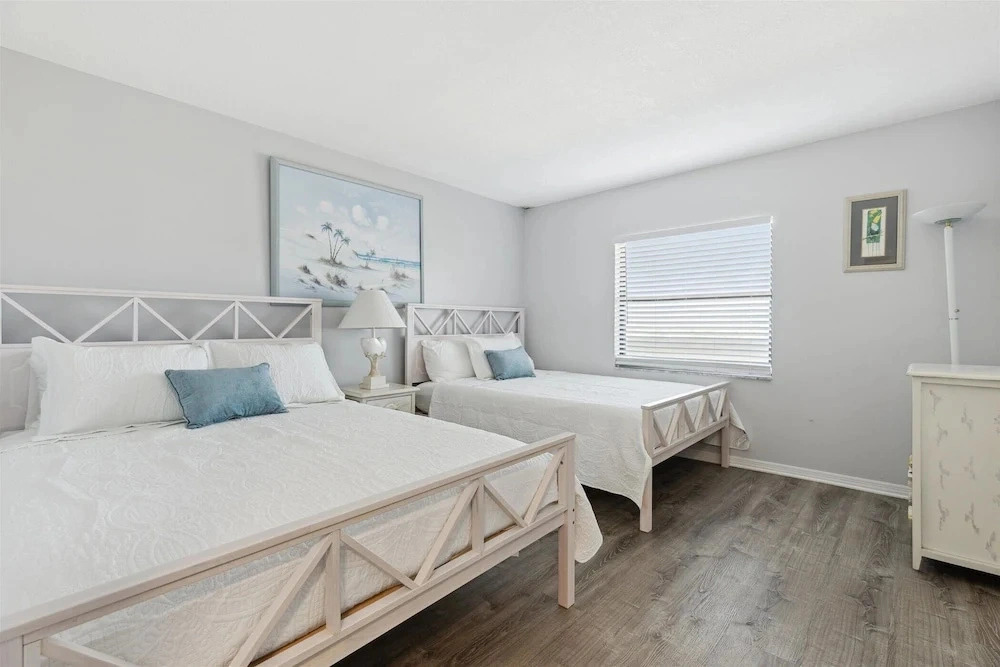 Boardwalk 401