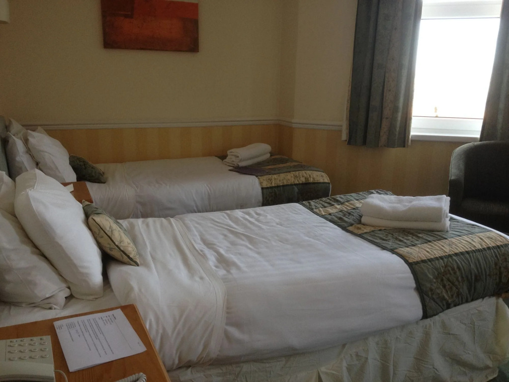 Monarch Hotel
