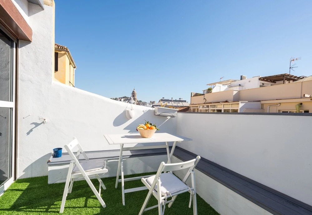 Ahro Suites Plaza de Arriola 1
