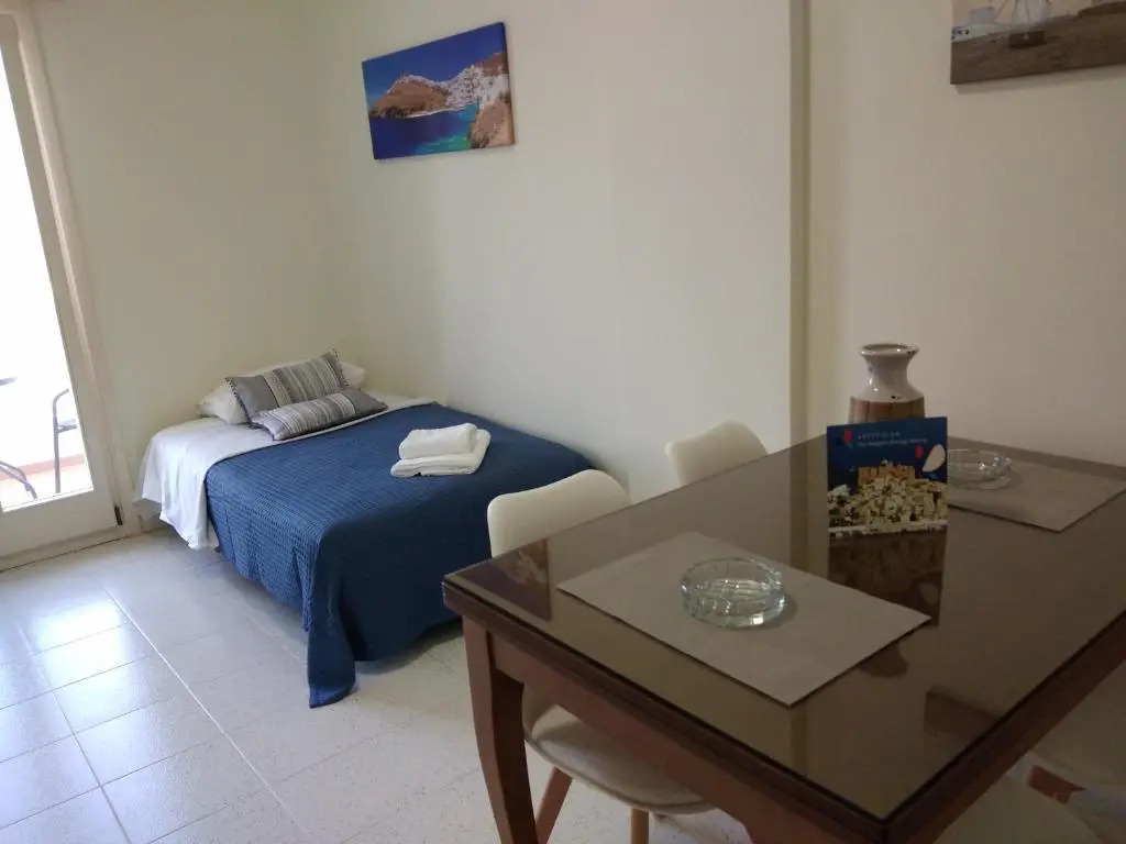 Θέαστρον - Theastron house with great view in Chora