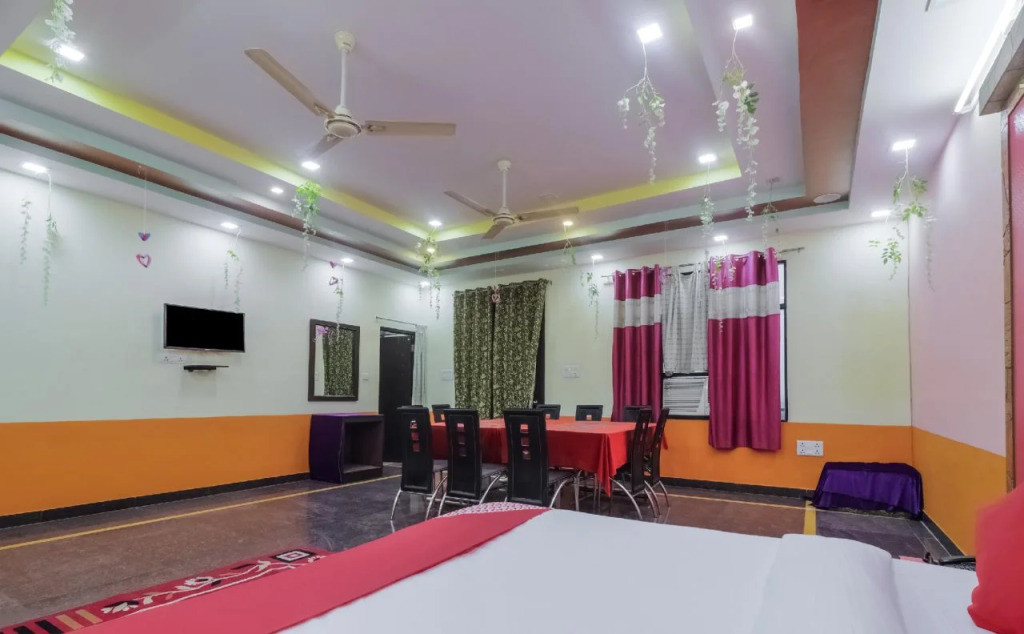 Hotel Hill View by OYO Rooms