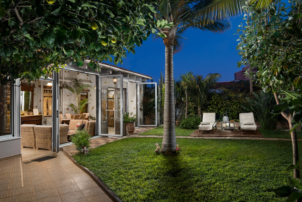 Villa Splantzia - Heated pool - Garden