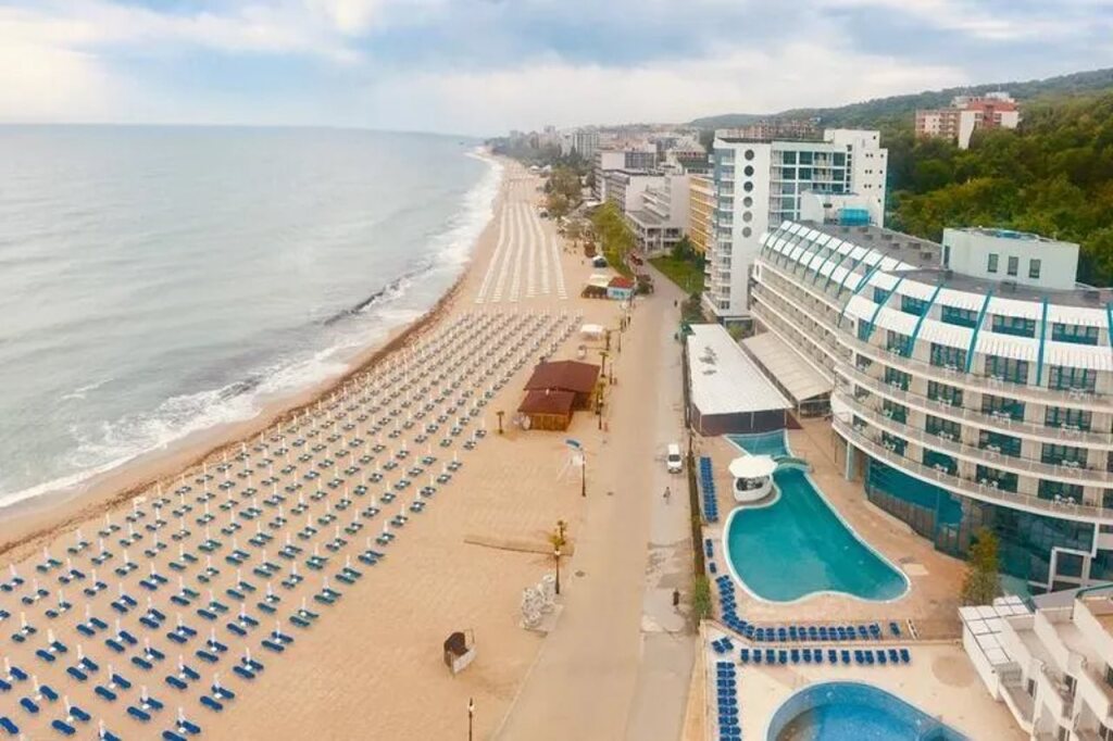 Berlin Golden Beach Hotel