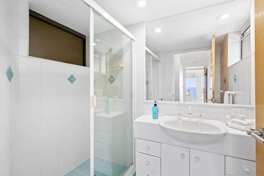 Premiere Apartments -HR Surfers Paradise
