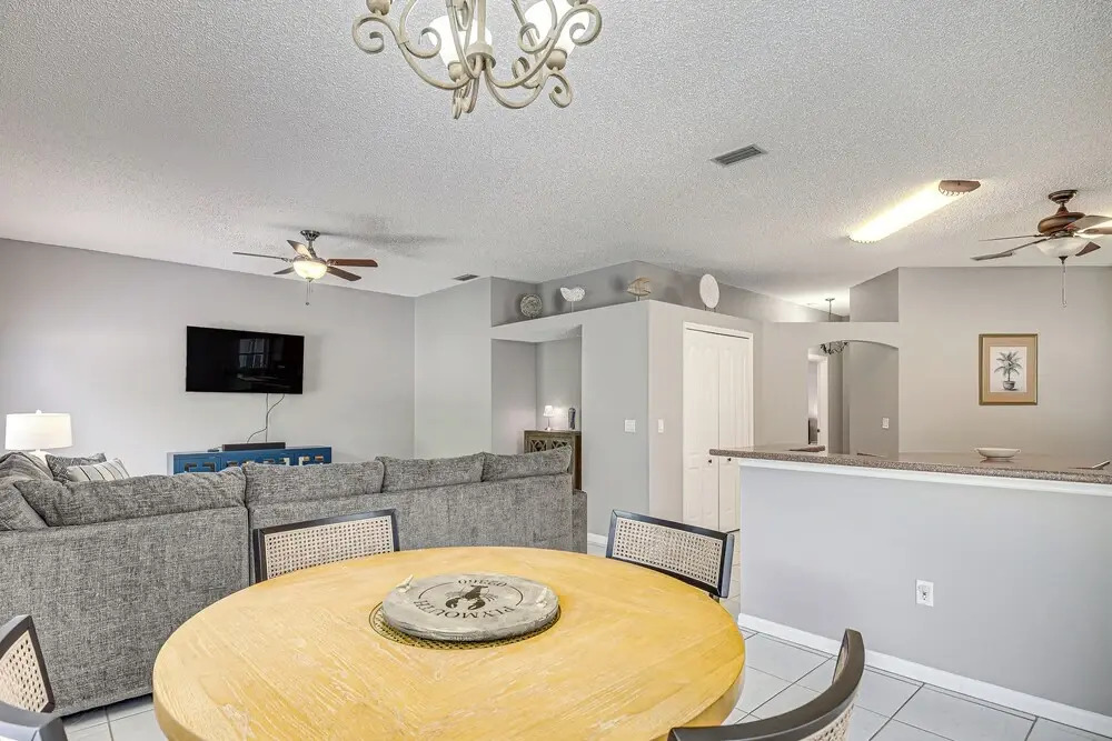 Saltwater Pool: Palm Coast Home  2 Mi to Beach
