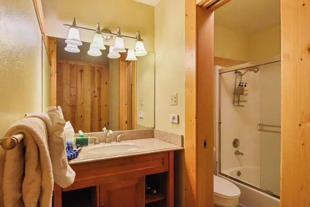 Northstar Beauty Studio Condo in Heart of Resort