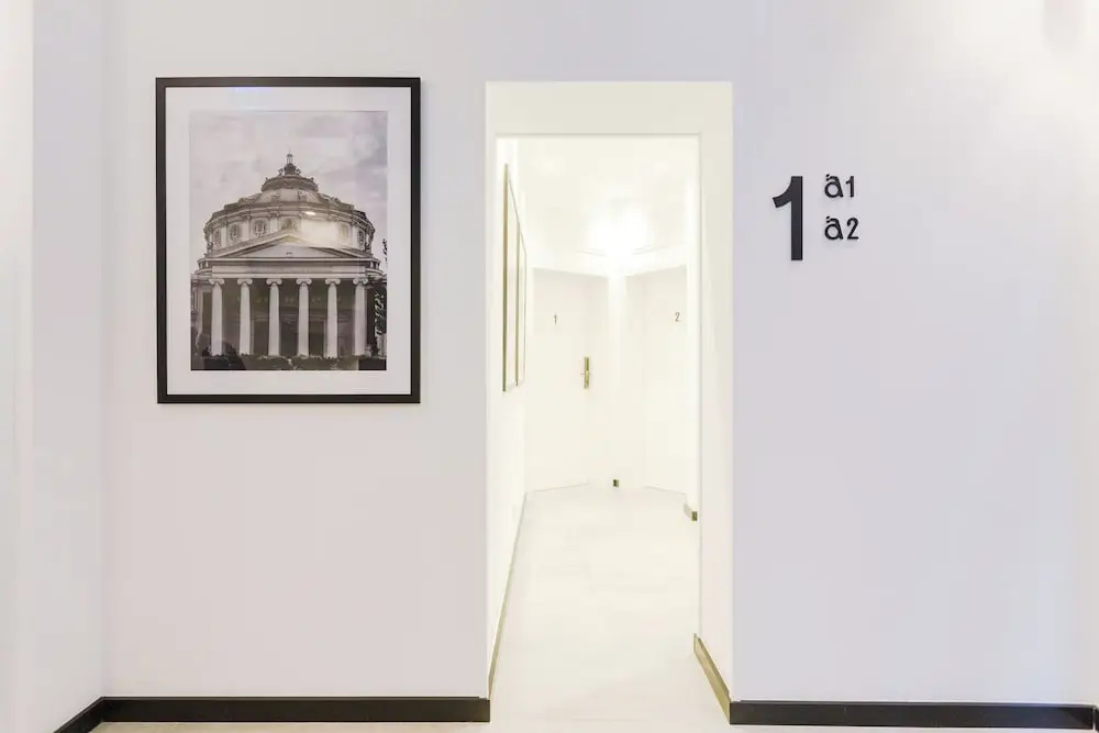 OLD TOWN SNAIL Design Apartments