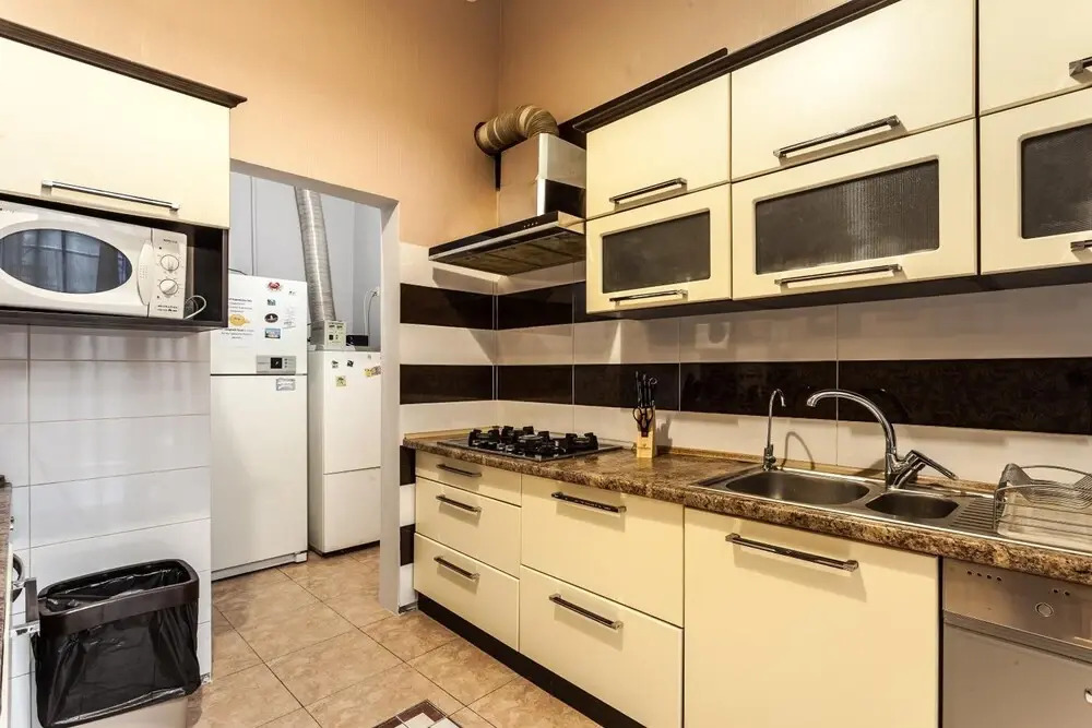 Leosphere Hostel