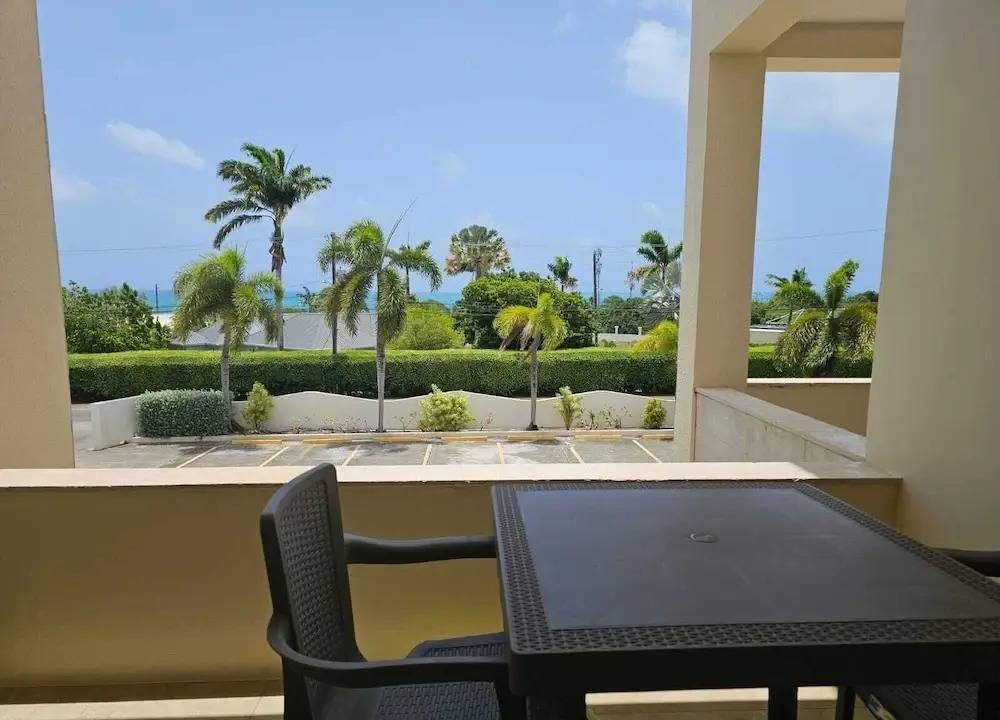 Aurela Residences
