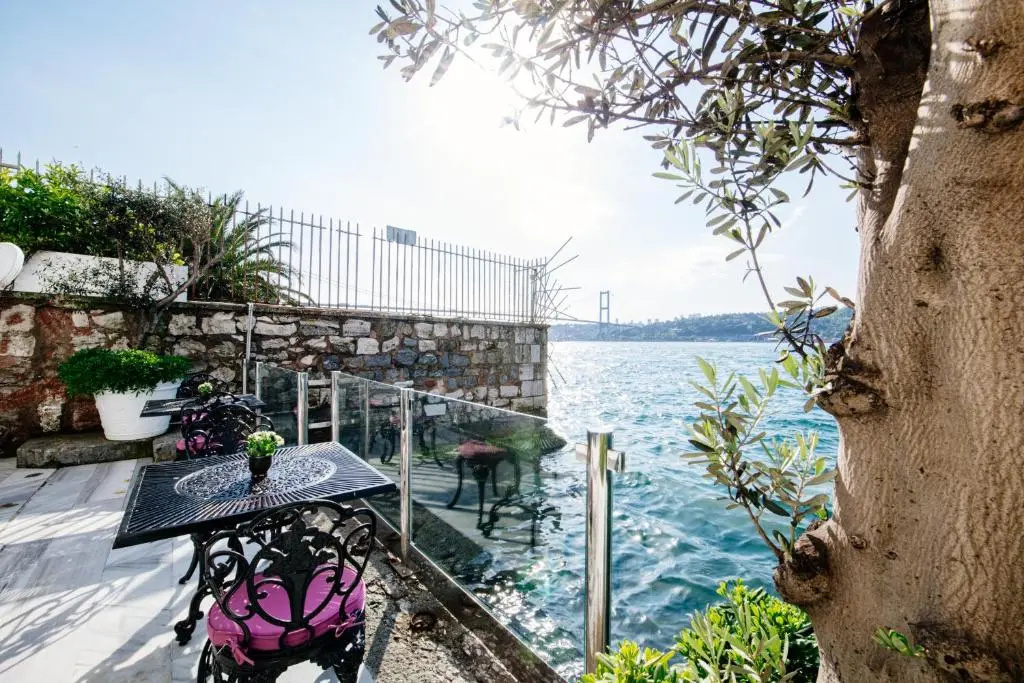 Bosphorus Palace Hotel