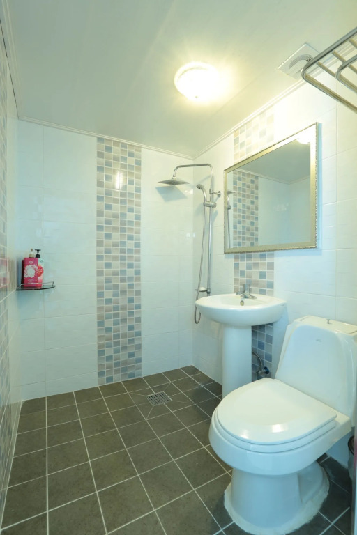 Seaview Pension