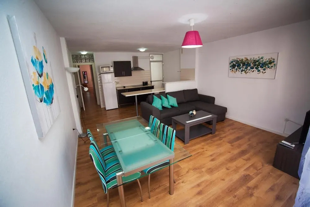 Apartment Cura Beach GALERA