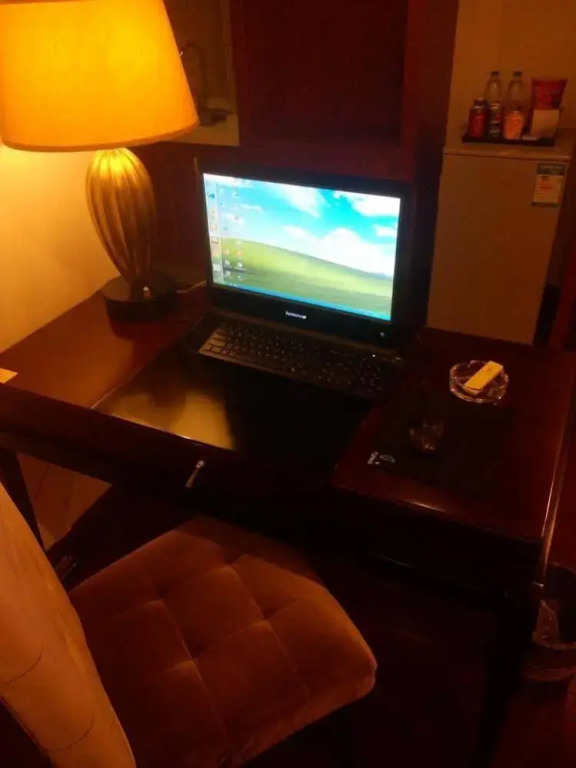 Zhongxiang Apartment Hotel