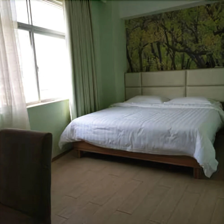 Hengqin Yazhou Senlin Apartment Hotel
