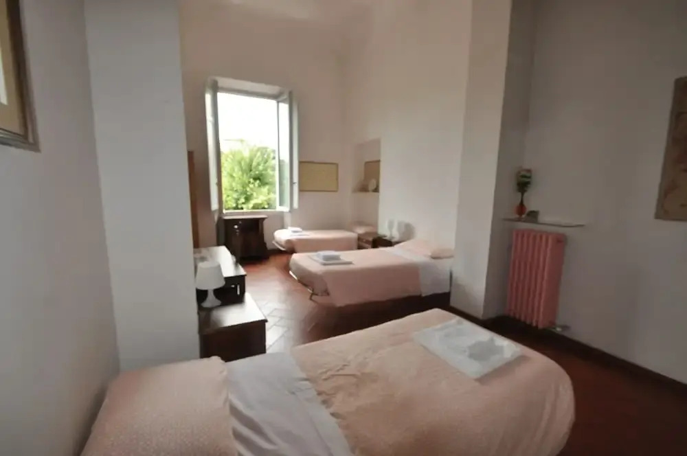 A Few Steps To Independence Square Delightful 3BD