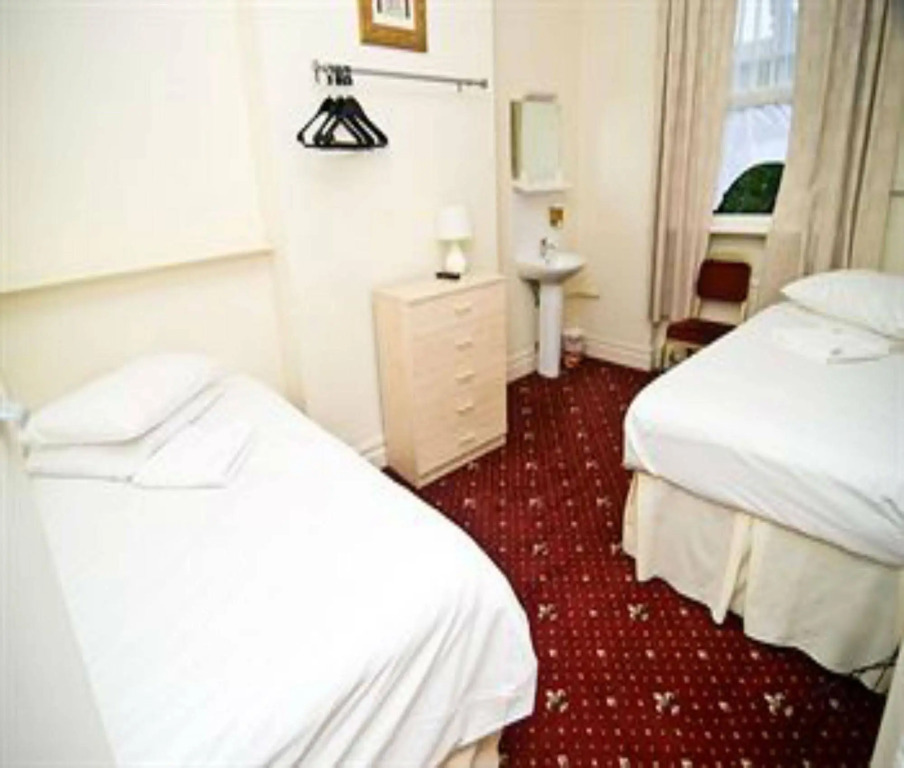 Five Kings Hotel