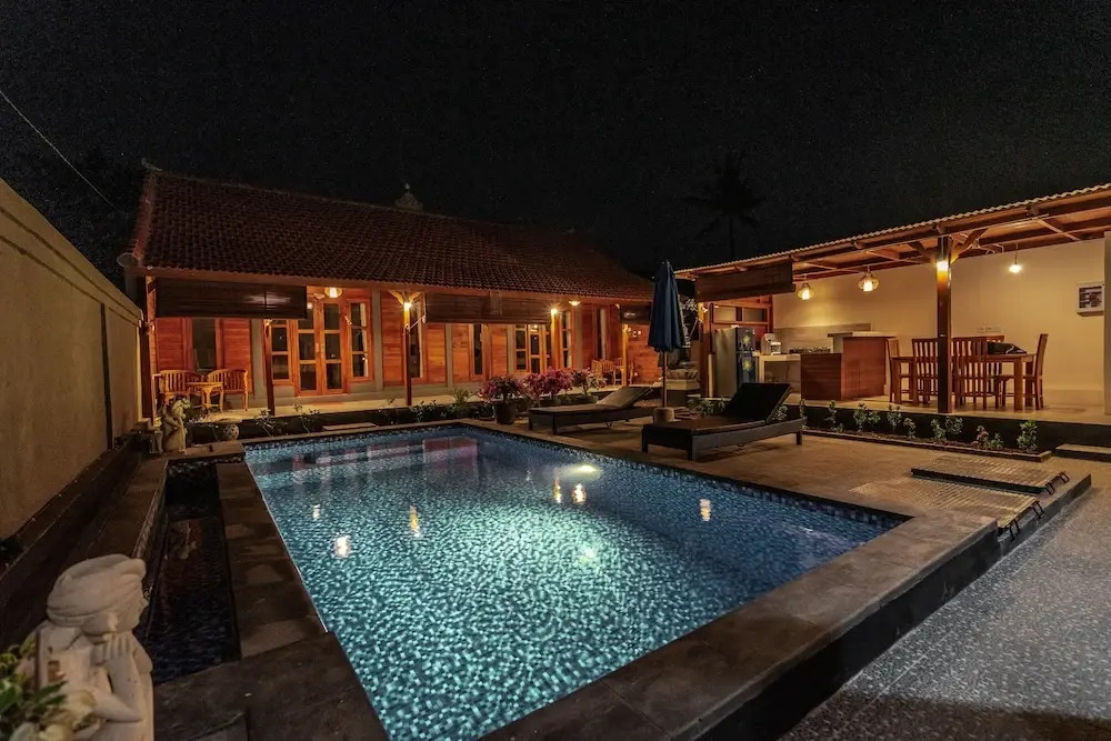 Garvi Villa