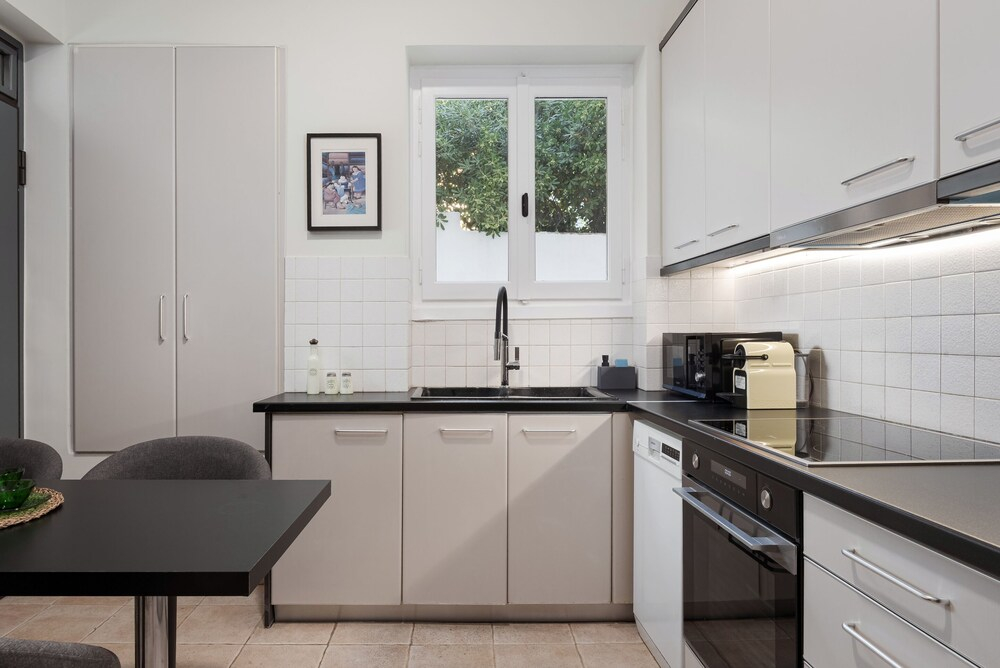 Elaia House Glyfada