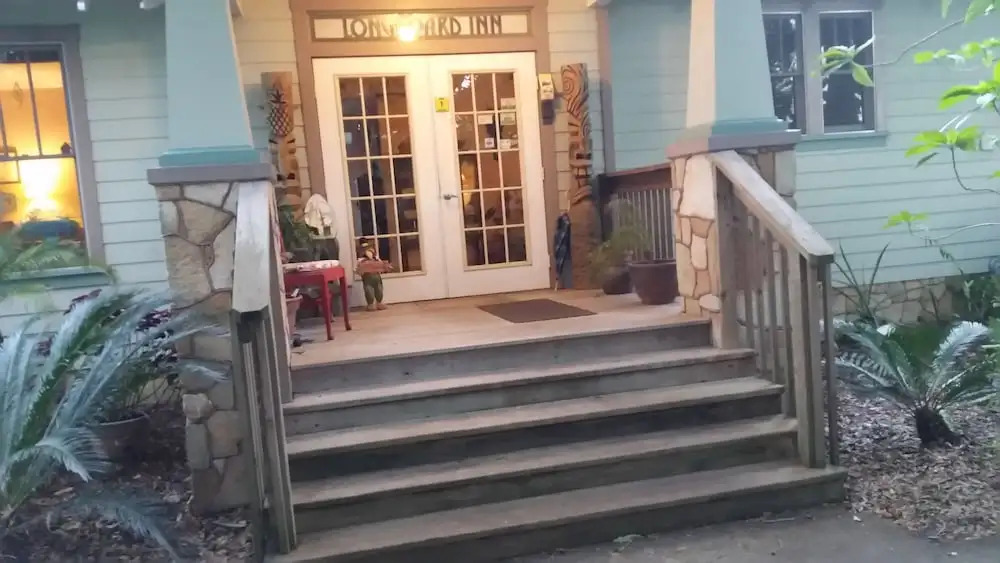 Anchor Inn NSB Bed and Breakfast