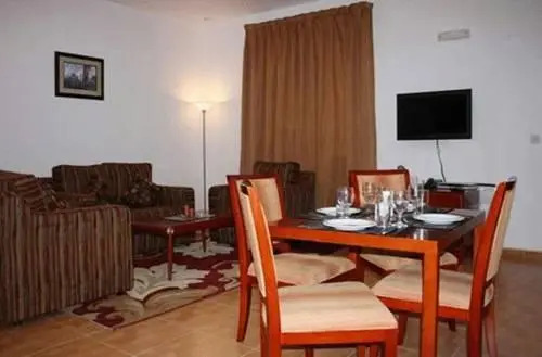 Al Reem Hotel Apartments
