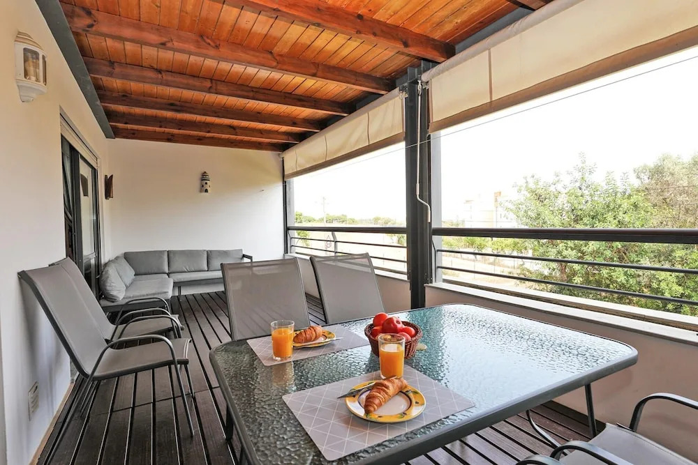 B39 - MarinaPark 2 Bedrooms Flat by DreamAlgarve
