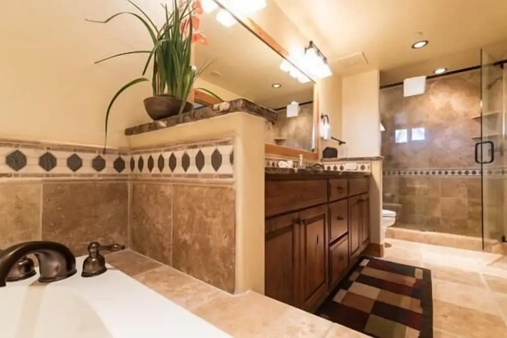 6106 Bear Lodge, Trappeur's Crossing Apartment 5