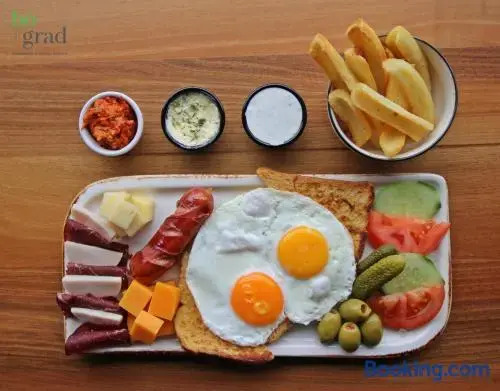 Hotel Bograd - Apartments & Lounge Station
