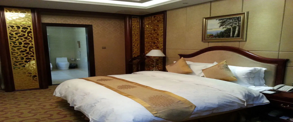 BaiYue International Hotel