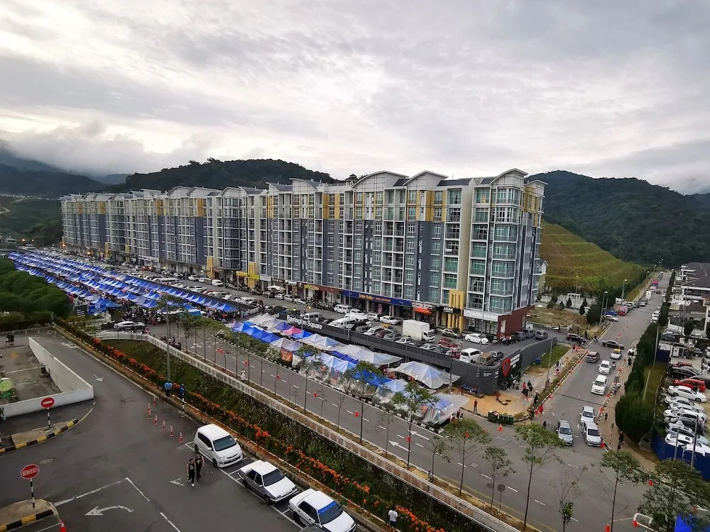 The Woodz Thematic Homestay - Cameron Highlands Golden Hills Night Market