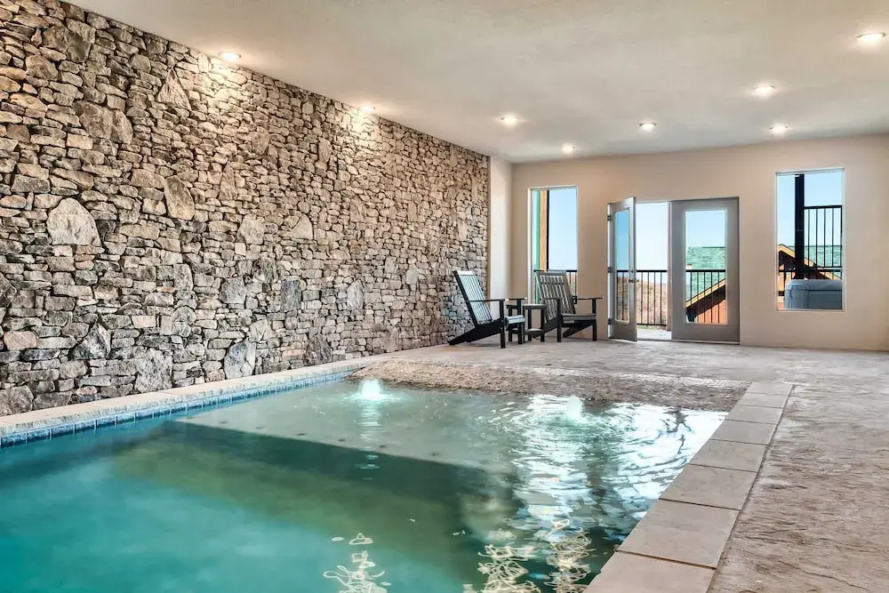 All Fun & Games by Avantstay Indoor Pool, Game Room, Theater, Mountain Views Near Pigeon Forge & Dollywood