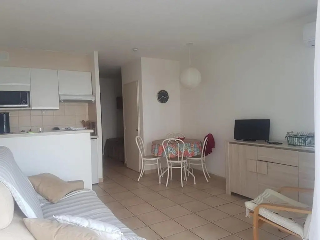 Appartement Saint-Raphaël, 1 pièce, 3 personnes - FR-1-466A-22