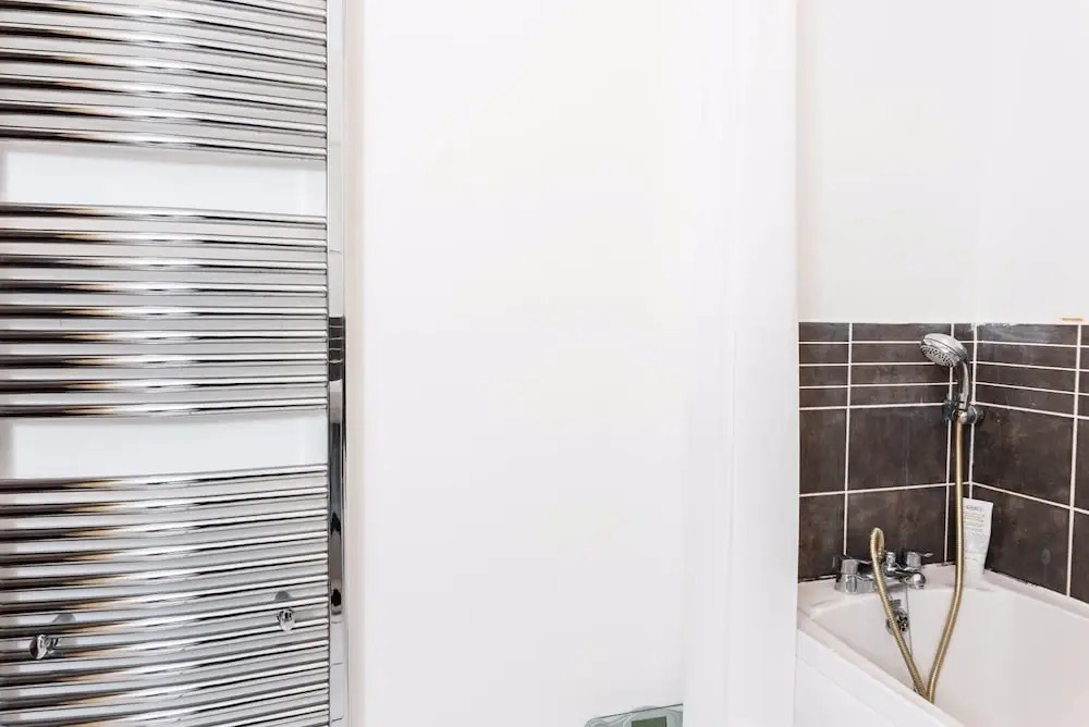 Beautiful and New Home for 5 in West Cambridge