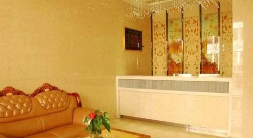 6+1 Business Hotel