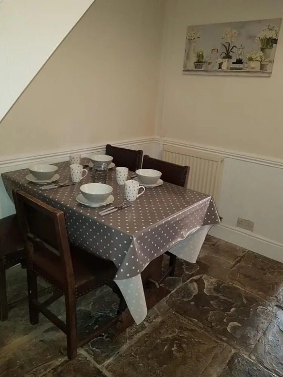 Pansy Cottage in Historic Tewkesbury