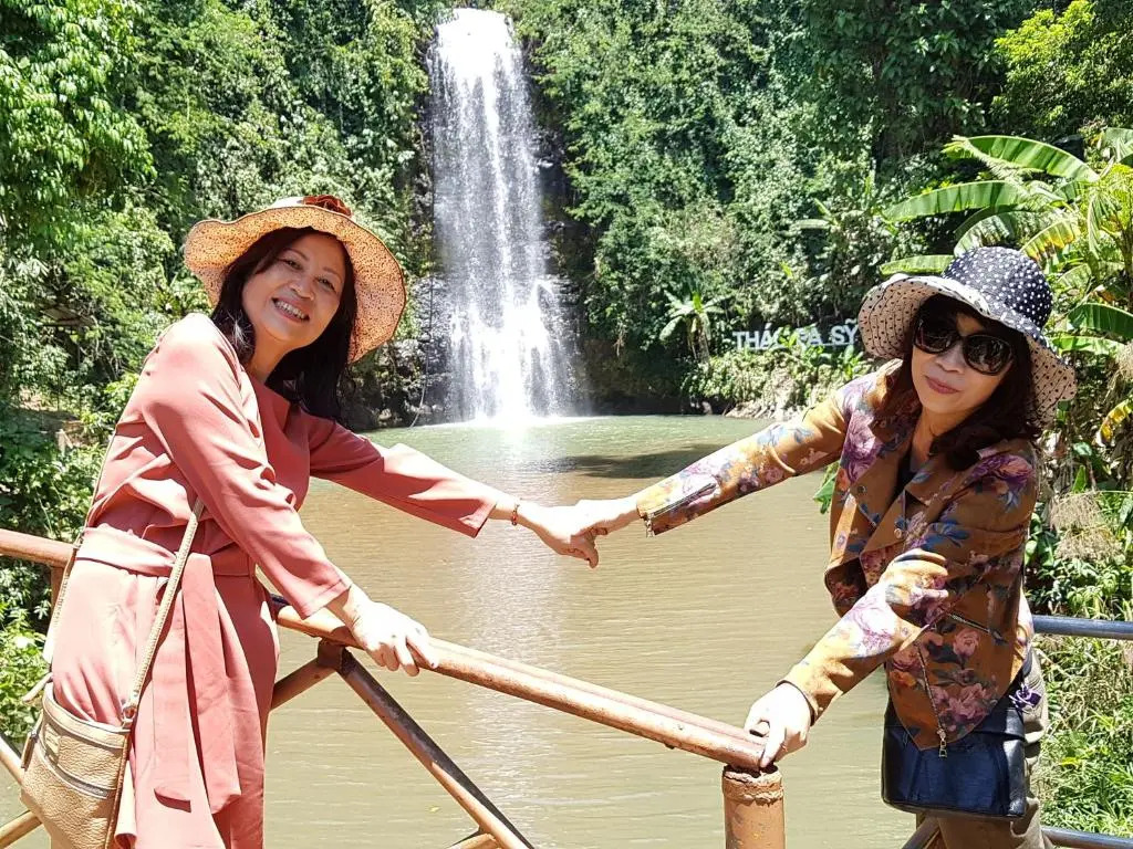 Bac Huong Hotel