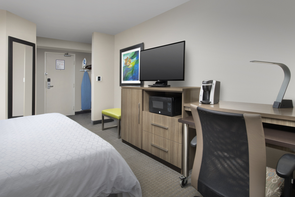 Holiday Inn Express & Suites Annapolis by IHG