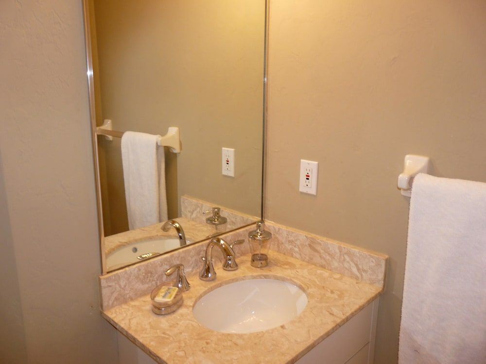 1684 Rainbow Court