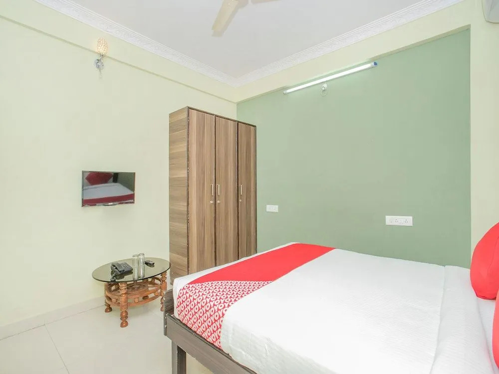 OYO Flagship 16142 Passport Office Koramangala