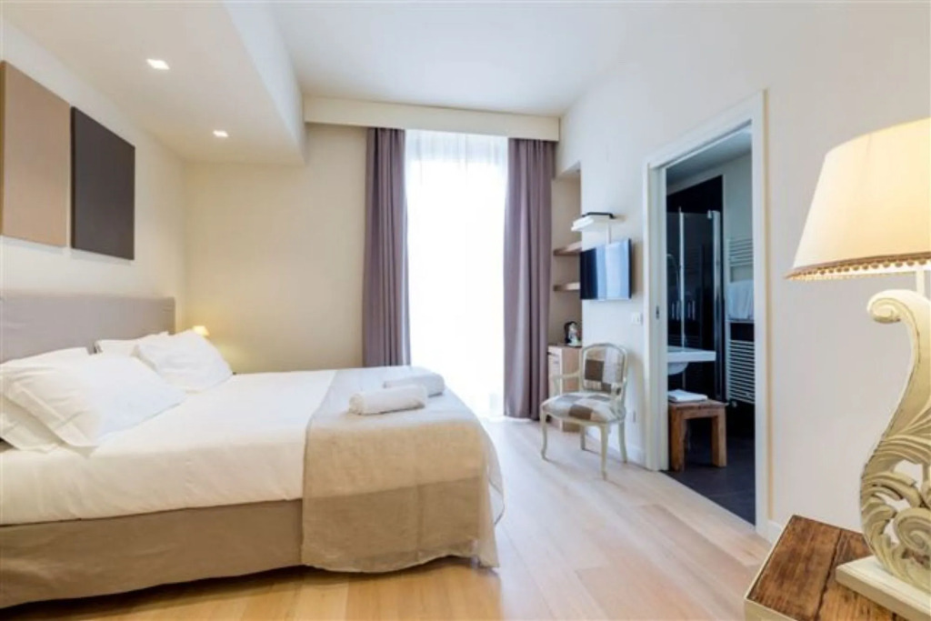 Hotel 900
