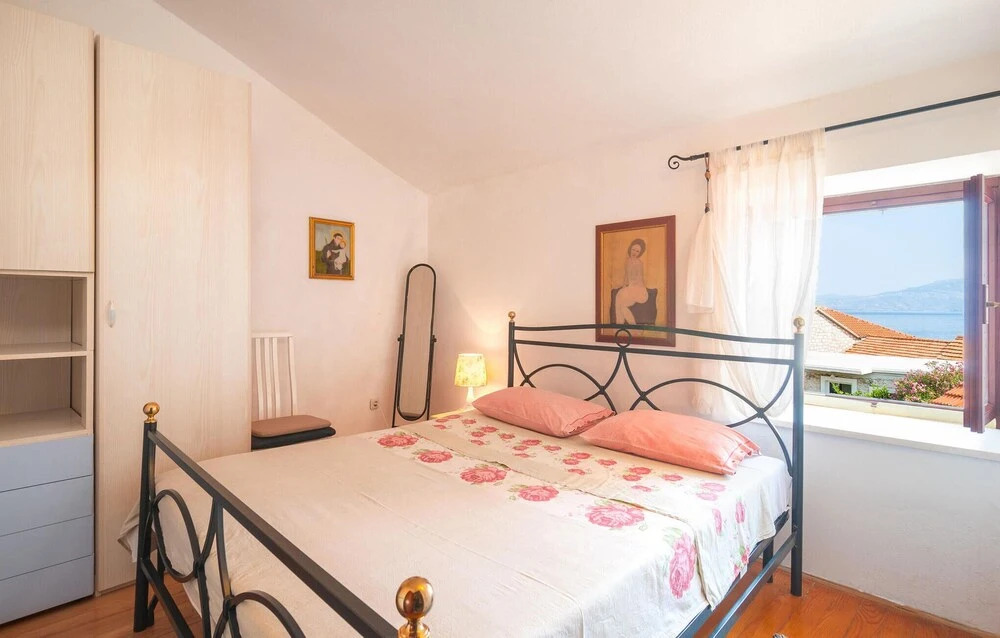 Awesome Apartment in Sutivan With 2 Bedrooms, Wifi and Outdoor Swimming Pool