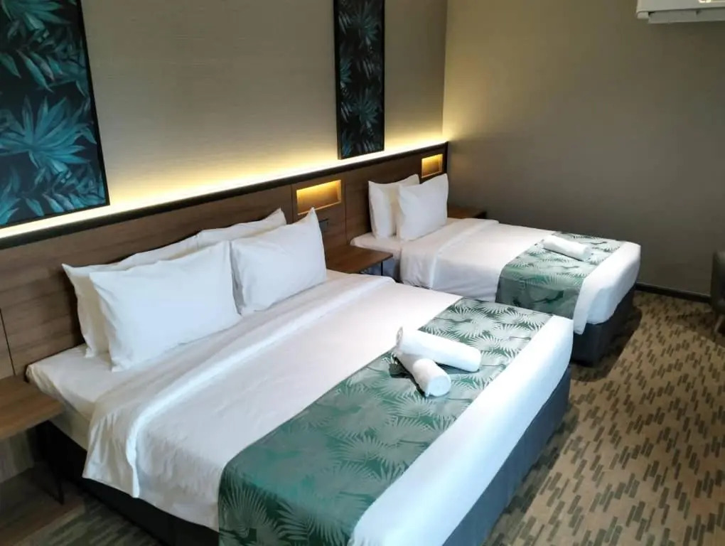 NB HOTEL