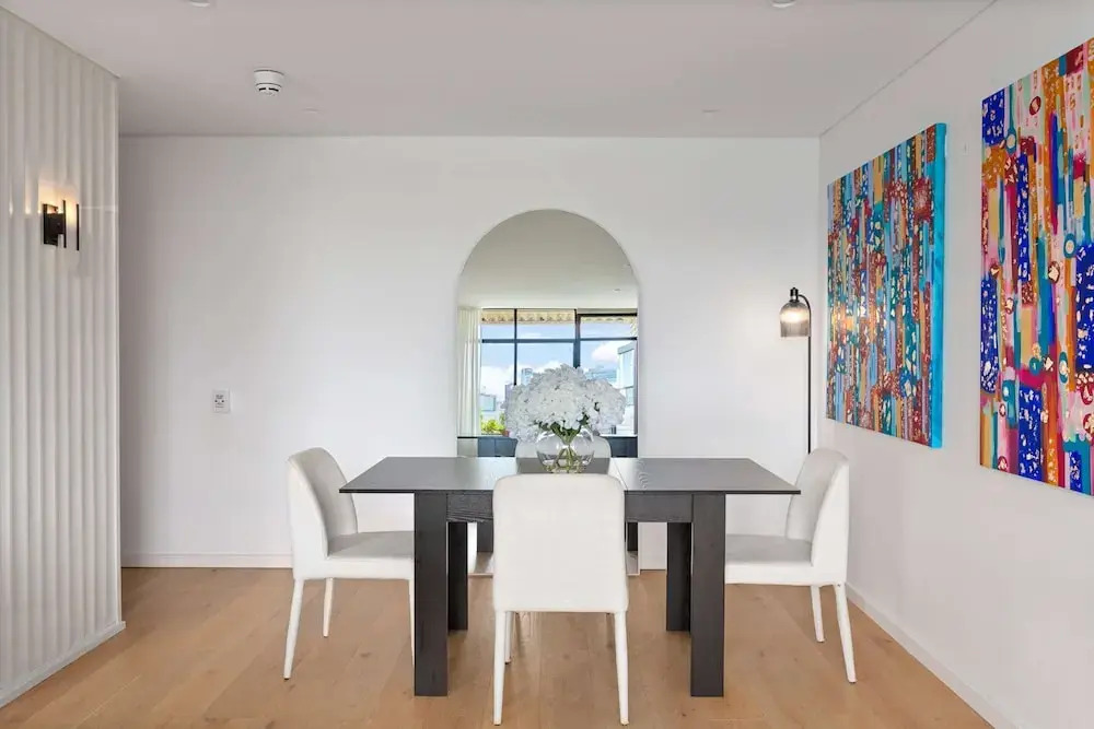 Bright 2-bed Apt With Spectacular Bridge Views