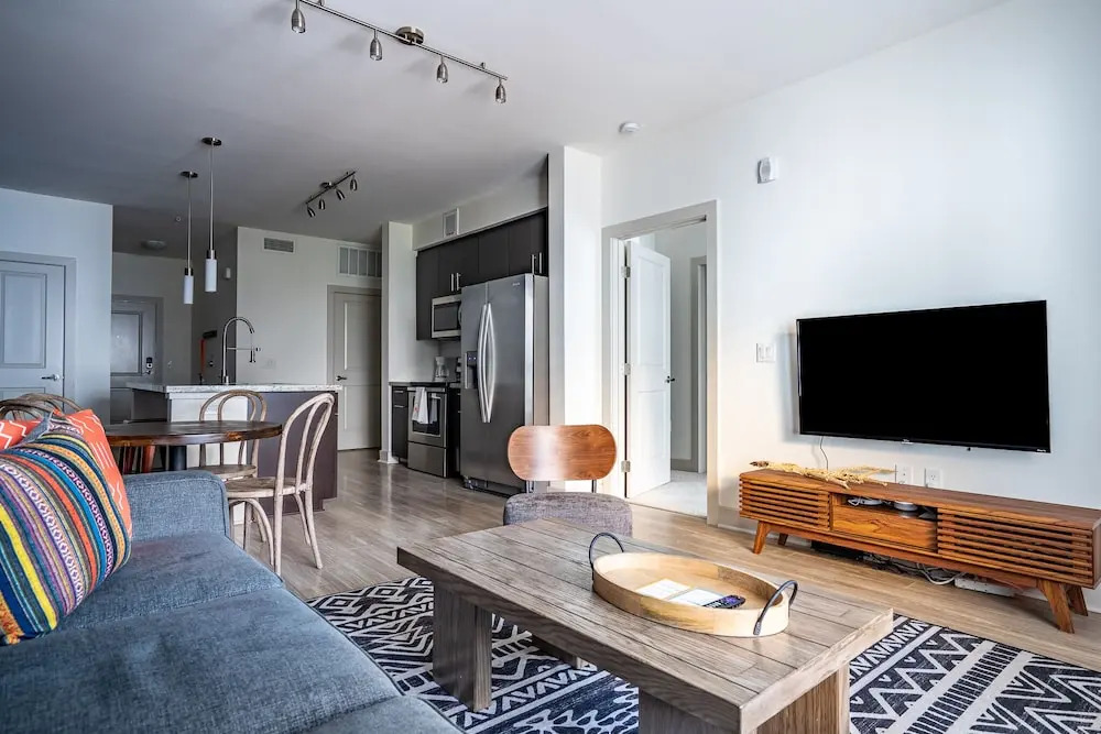 Luxury Apts near SDSU by WanderJaunt
