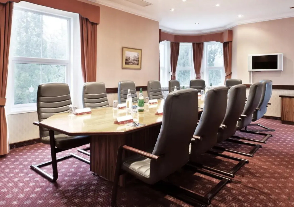 Copthorne Effingham Gatwick Hotel