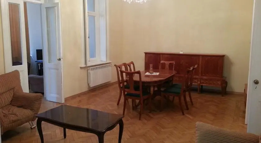 Aghmashenibili Nino Guest house