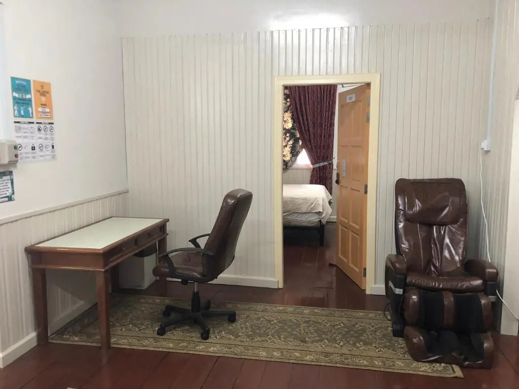 Complete 3-bedroom house with private bathrooms.
